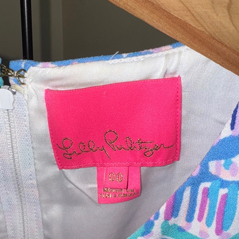 LILLY PULITZER Donna Romper Happy As Clam Engineered Romper Blue Pink Summer - Picture 3 of 7